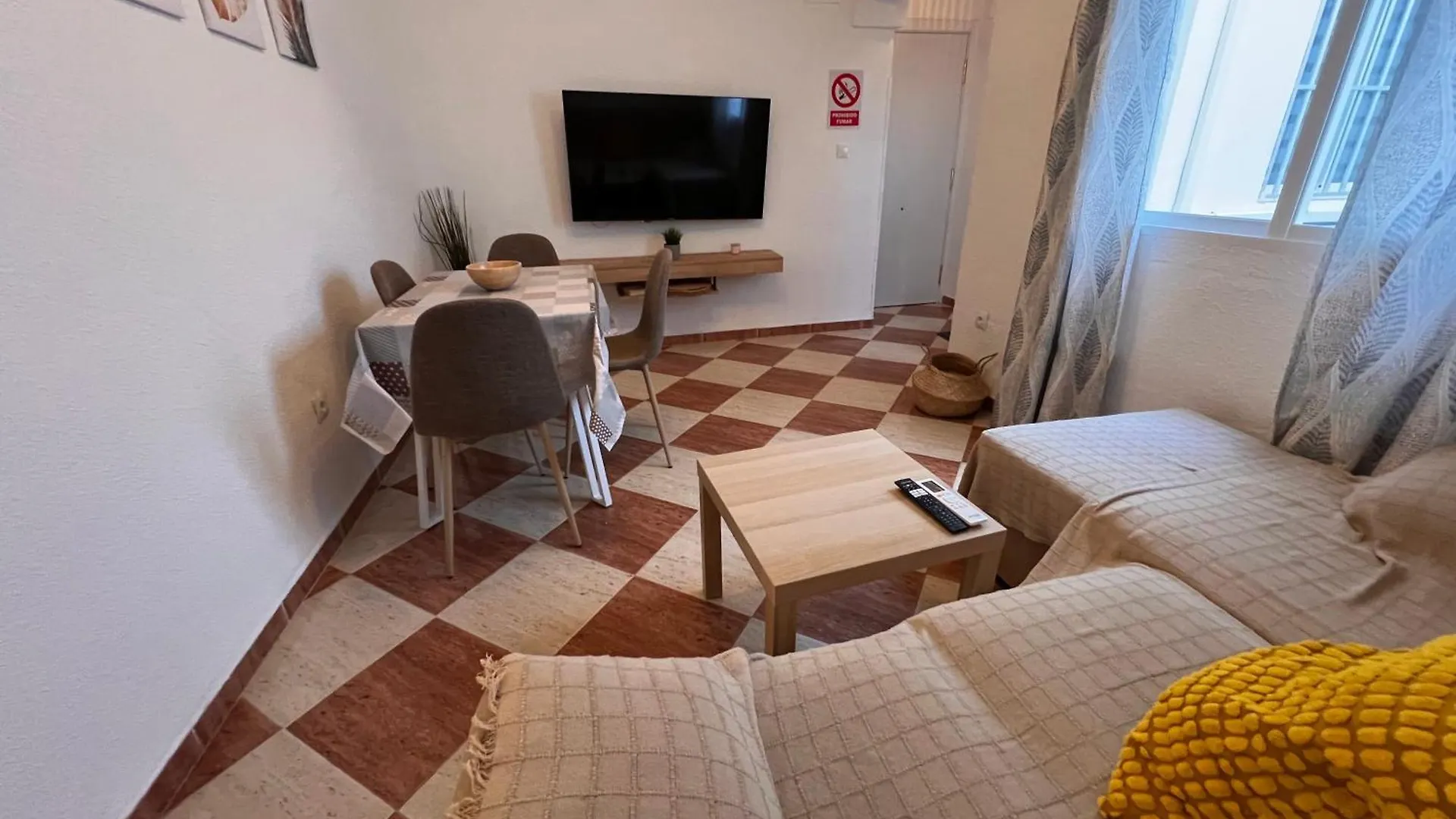 Apartamento Tincho Zapillo Playa By Almeria2Stay 0*, Almeria Spain